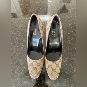 Gucci Women's Scar Tess Cuoio Orig GG Monogram Heels